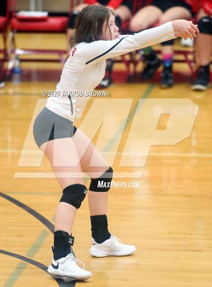 Thumbnail 3 in Bridge City vs. Lumberton photogallery.