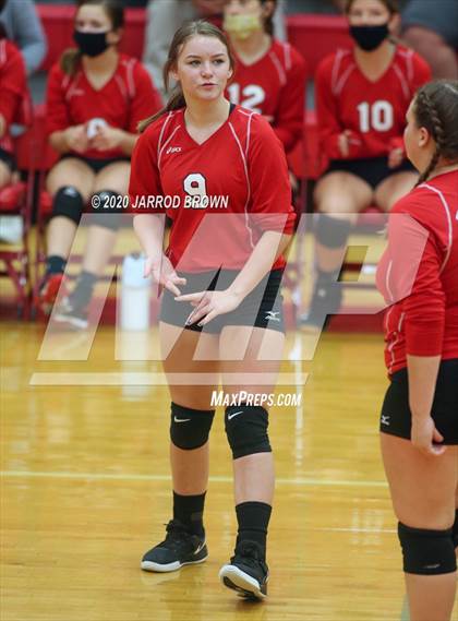 Thumbnail 3 in Bridge City vs. Lumberton photogallery.