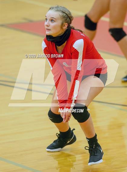 Thumbnail 3 in Bridge City vs. Lumberton photogallery.