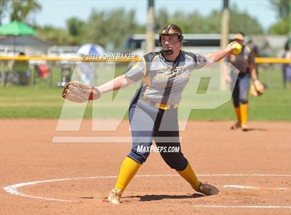 Thumbnail 1 in Boulder City vs. Fernley (NIAA 3A State Winners Semifinal) photogallery.