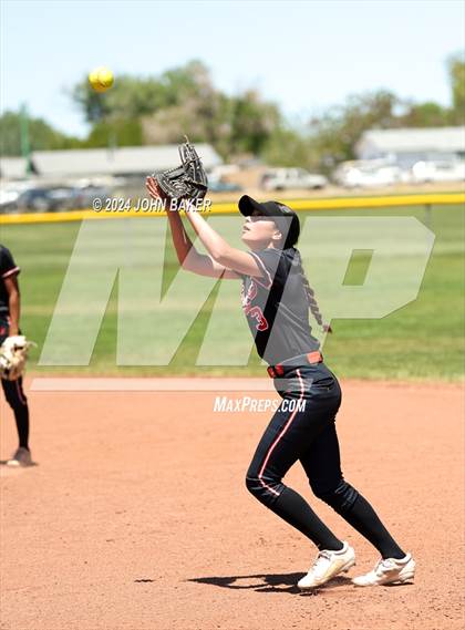 Thumbnail 3 in Boulder City vs. Fernley (NIAA 3A State Winners Semifinal) photogallery.
