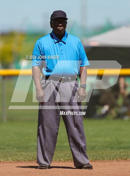 Thumbnail 1 in Boulder City vs. Fernley (NIAA 3A State Winners Semifinal) photogallery.