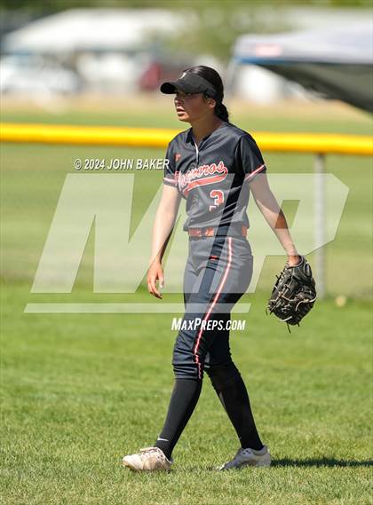 Thumbnail 2 in Boulder City vs. Fernley (NIAA 3A State Winners Semifinal) photogallery.
