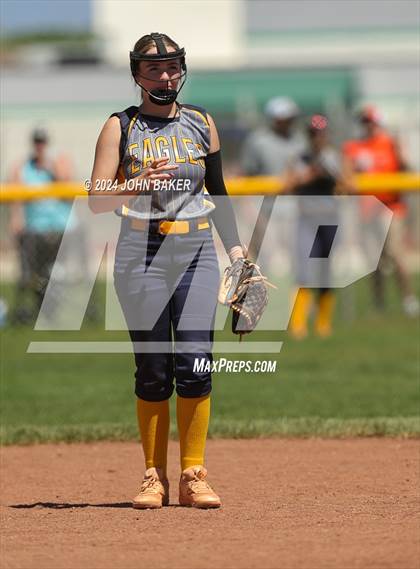 Thumbnail 2 in Boulder City vs. Fernley (NIAA 3A State Winners Semifinal) photogallery.