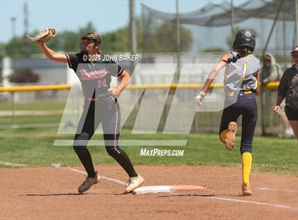 Thumbnail 1 in Boulder City vs. Fernley (NIAA 3A State Winners Semifinal) photogallery.