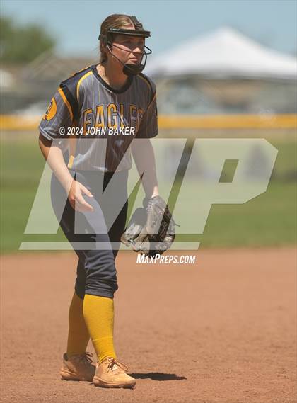 Thumbnail 3 in Boulder City vs. Fernley (NIAA 3A State Winners Semifinal) photogallery.