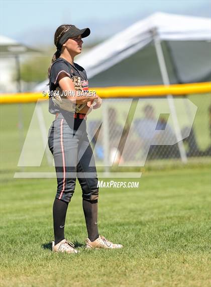 Thumbnail 1 in Boulder City vs. Fernley (NIAA 3A State Winners Semifinal) photogallery.
