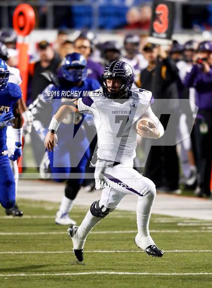 Thumbnail 1 in North Little Rock vs. Fayetteville (AAA 7A Final) photogallery.