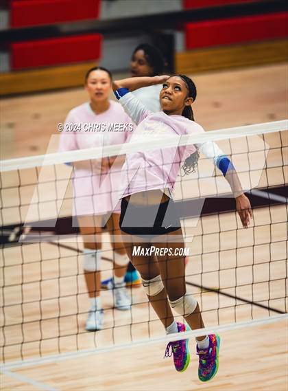 Thumbnail 2 in Chattahoochee vs. North Forsyth photogallery.