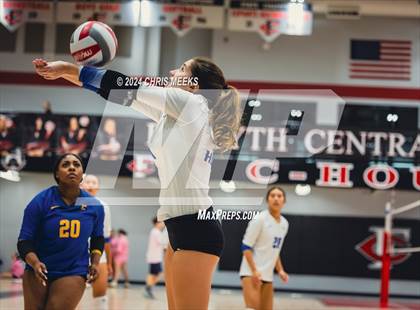 Thumbnail 3 in Chattahoochee vs. North Forsyth photogallery.