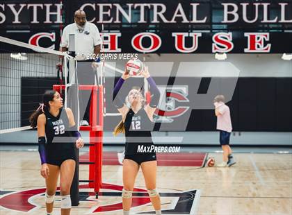 Thumbnail 2 in Chattahoochee vs. North Forsyth photogallery.