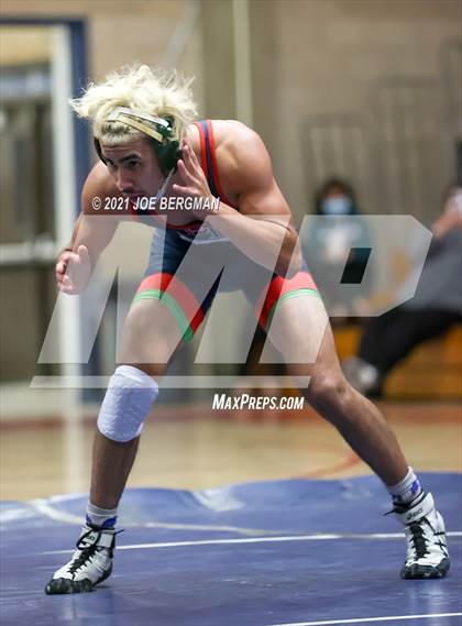 Thumbnail 3 in Foothill @ East Bakersfield photogallery.