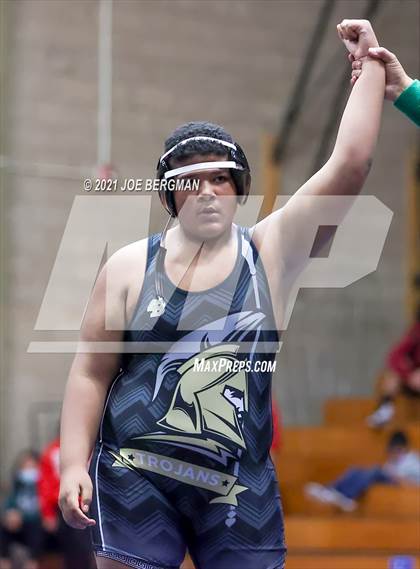 Thumbnail 3 in Foothill @ East Bakersfield photogallery.