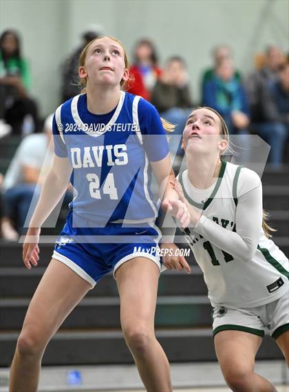 Thumbnail 3 in Davis Sr. vs. St. Mary's (Steve Cauchi Ram Jam) photogallery.