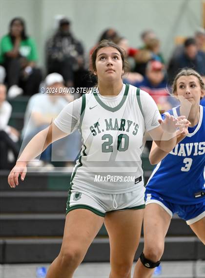 Thumbnail 1 in Davis Sr. vs. St. Mary's (Steve Cauchi Ram Jam) photogallery.