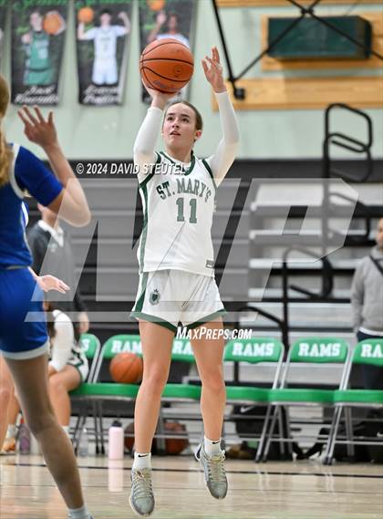 Thumbnail 1 in Davis Sr. vs. St. Mary's (Steve Cauchi Ram Jam) photogallery.