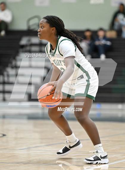 Thumbnail 2 in Davis Sr. vs. St. Mary's (Steve Cauchi Ram Jam) photogallery.
