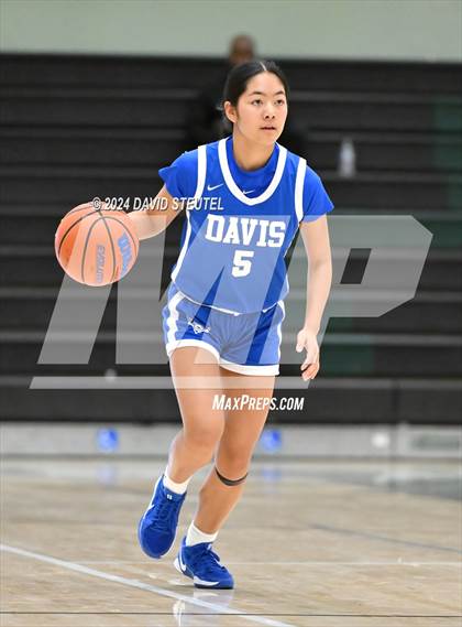 Thumbnail 3 in Davis Sr. vs. St. Mary's (Steve Cauchi Ram Jam) photogallery.