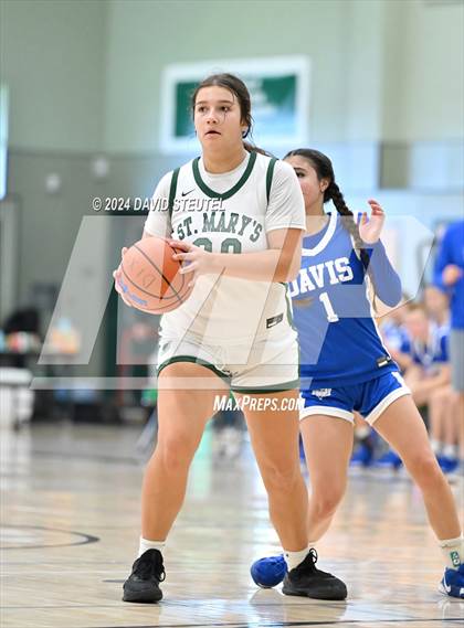 Thumbnail 1 in Davis Sr. vs. St. Mary's (Steve Cauchi Ram Jam) photogallery.