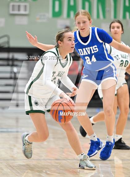 Thumbnail 1 in Davis Sr. vs. St. Mary's (Steve Cauchi Ram Jam) photogallery.