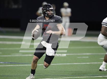 Thumbnail 3 in Dallas Jesuit vs Coppell (UIL Football Class 6A Division II Region 1 Area) photogallery.