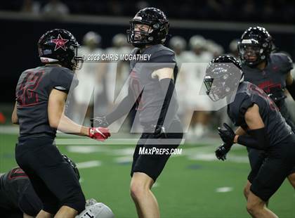 Thumbnail 3 in Dallas Jesuit vs Coppell (UIL Football Class 6A Division II Region 1 Area) photogallery.