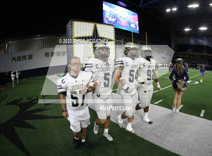 Thumbnail 1 in Dallas Jesuit vs Coppell (UIL Football Class 6A Division II Region 1 Area) photogallery.
