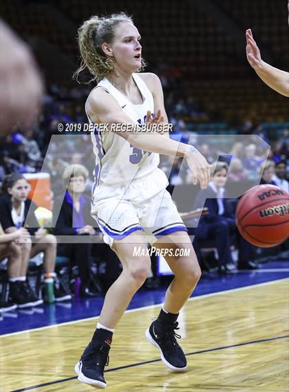 Thumbnail 3 in Highlands Ranch vs Broomfield (CHSAA 5A Great 8) photogallery.