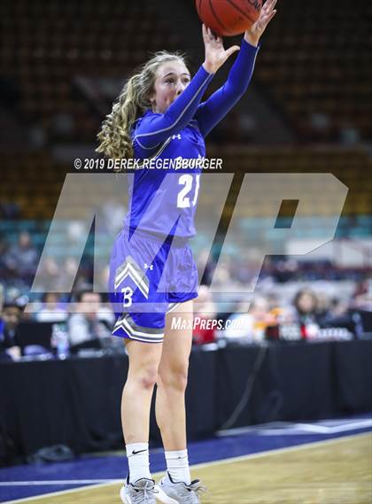 Thumbnail 2 in Highlands Ranch vs Broomfield (CHSAA 5A Great 8) photogallery.