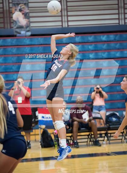 Thumbnail 3 in Sunlake @ Palm Harbor University photogallery.