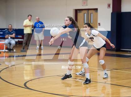 Thumbnail 1 in Sunlake @ Palm Harbor University photogallery.