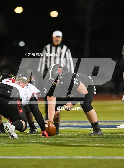 Thumbnail 2 in Pomona vs. Eaglecrest (CHSAA 5A Round 1) photogallery.