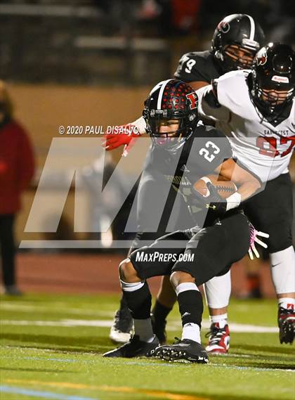 Thumbnail 3 in Pomona vs. Eaglecrest (CHSAA 5A Round 1) photogallery.