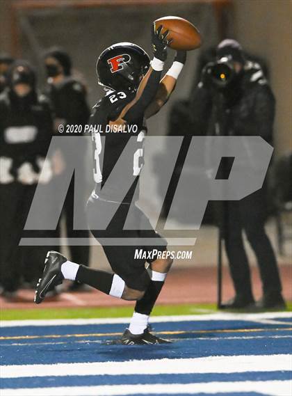 Thumbnail 1 in Pomona vs. Eaglecrest (CHSAA 5A Round 1) photogallery.