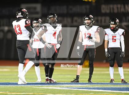 Thumbnail 1 in Pomona vs. Eaglecrest (CHSAA 5A Round 1) photogallery.
