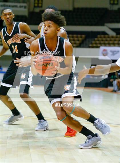 Thumbnail 2 in Churchland vs Phoebus  (Iverson Holiday Crossover Showcase) photogallery.