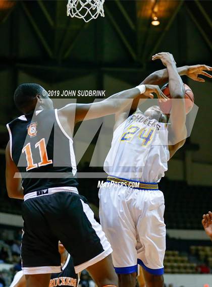 Thumbnail 3 in Churchland vs Phoebus  (Iverson Holiday Crossover Showcase) photogallery.