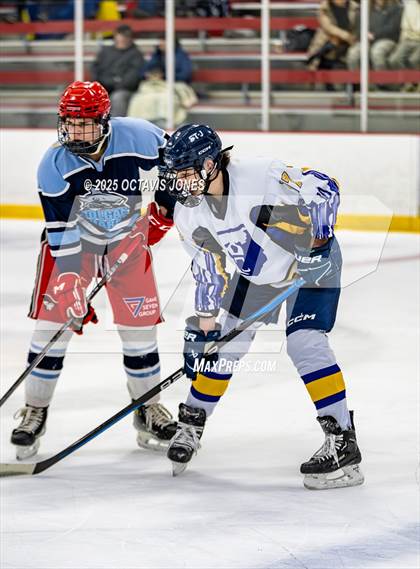 Thumbnail 1 in Charles J. Colgan @ Lake Braddock photogallery.