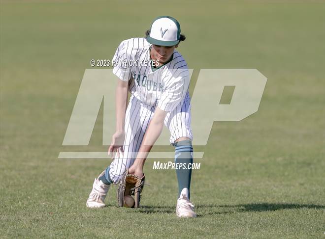null - Photo 01