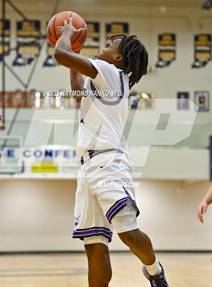 Thumbnail 1 in Muncie Central vs Providence (Delta Holiday Classic)  photogallery.
