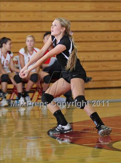 Thumbnail 3 in Shasta @ Foothill photogallery.