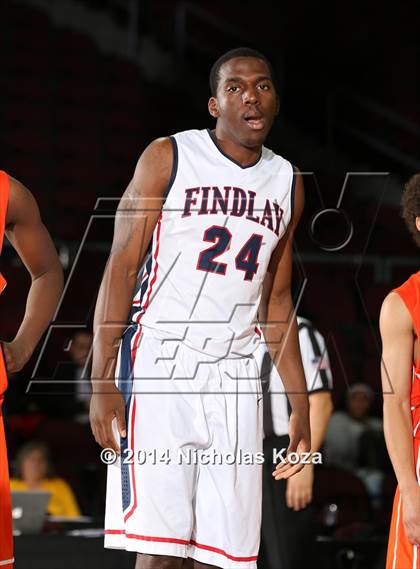 Thumbnail 2 in Findlay Prep vs. National Prep (Tarkanian Classic) photogallery.