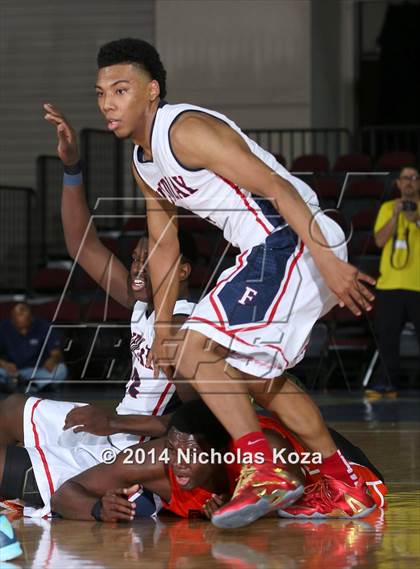 Thumbnail 3 in Findlay Prep vs. National Prep (Tarkanian Classic) photogallery.