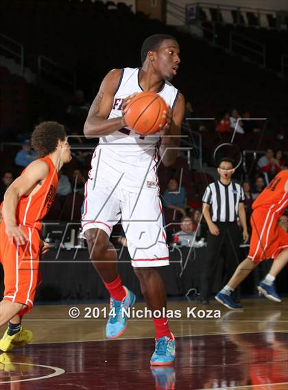 Thumbnail 2 in Findlay Prep vs. National Prep (Tarkanian Classic) photogallery.