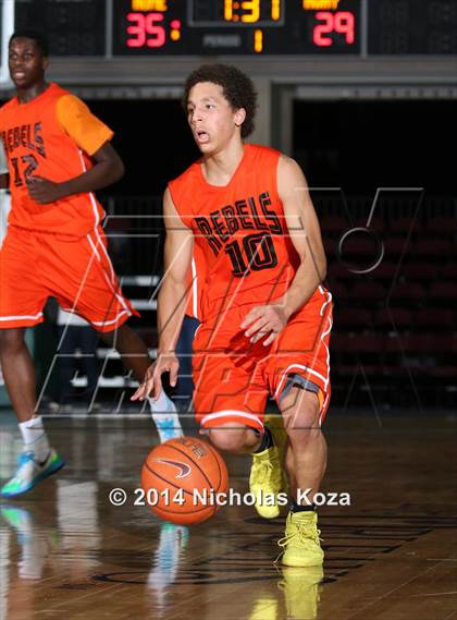 Thumbnail 1 in Findlay Prep vs. National Prep (Tarkanian Classic) photogallery.