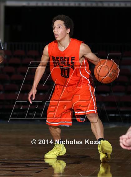 Thumbnail 1 in Findlay Prep vs. National Prep (Tarkanian Classic) photogallery.