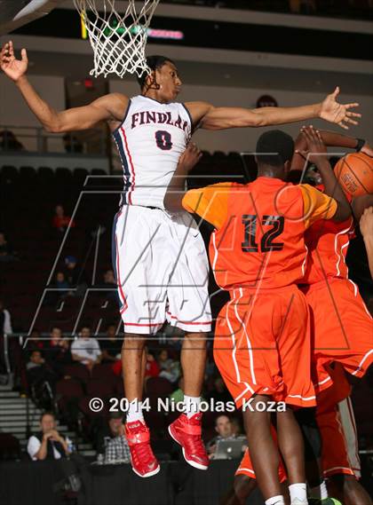 Thumbnail 3 in Findlay Prep vs. National Prep (Tarkanian Classic) photogallery.
