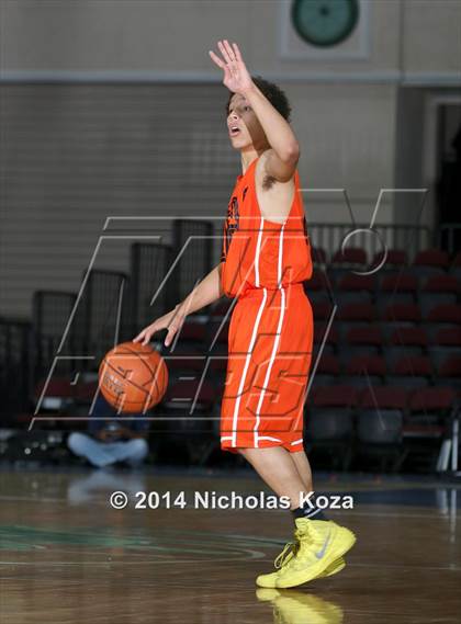 Thumbnail 2 in Findlay Prep vs. National Prep (Tarkanian Classic) photogallery.