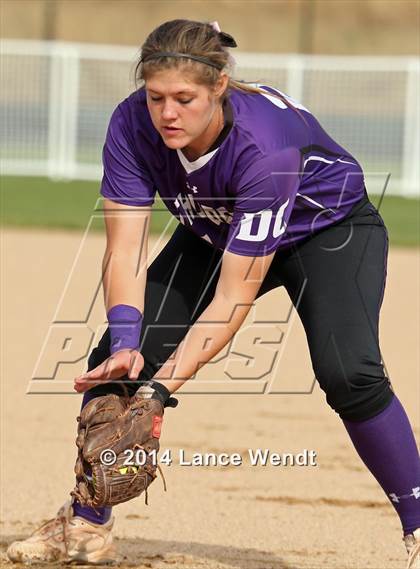 Thumbnail 2 in Wheat Ridge vs Discovery Canyon (CHSAA 4A Quarterfinal Playoff) photogallery.