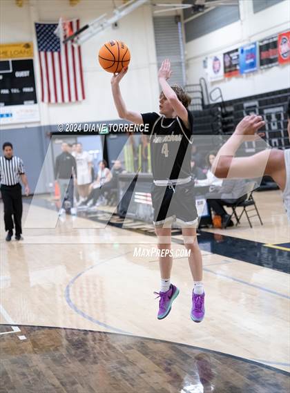 Thumbnail 2 in Canyon @ Foothill photogallery.